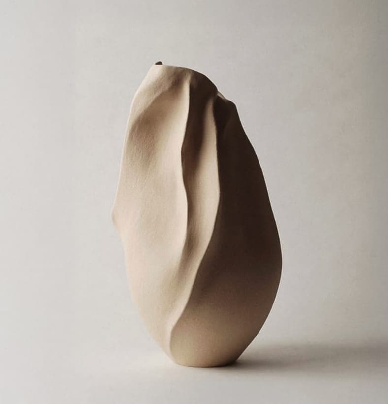 Ceramics and handcrafted furniture